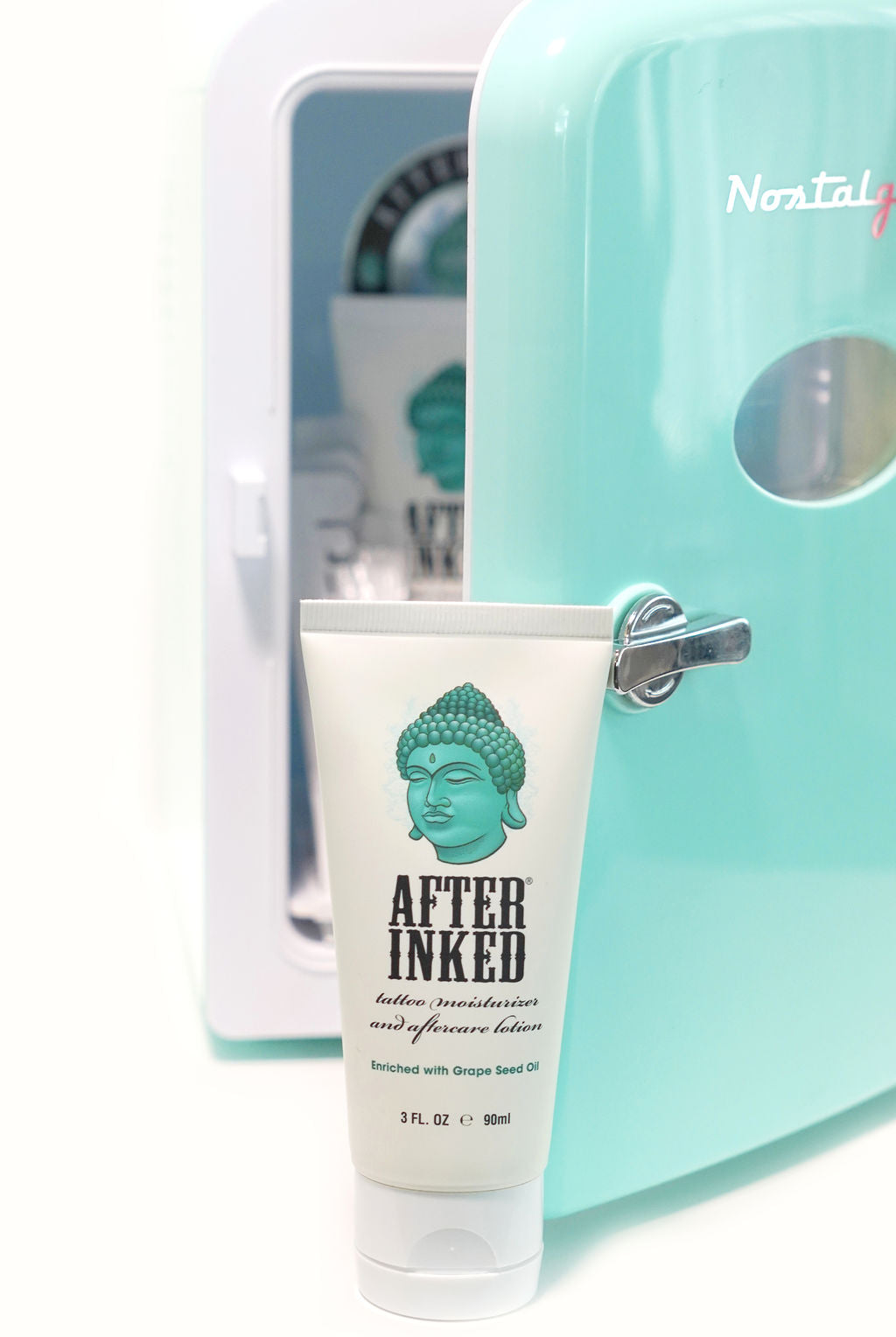 For maximum freshness and extra boost of cooling effect, it is best kept refrigerated. the colors of your tattoos. Make After Inked Tattoo Moisturizer a part of your daily skin care routine to help your skin maintain its natural moisture and keep your tattoos vibrant. Use it in its entirety and apply it daily to protect the life of your tattoo. Once the product has been absorbed you may apply sunscreen.